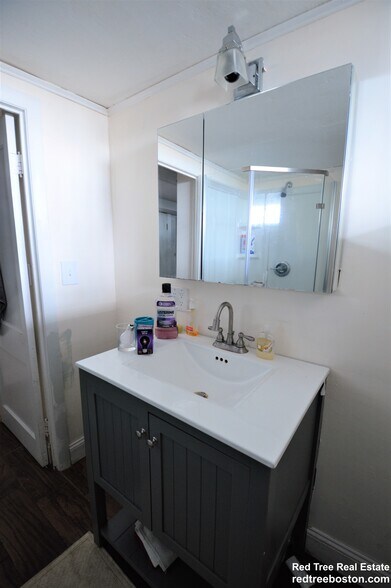 Building Photo - 74 Manet Rd