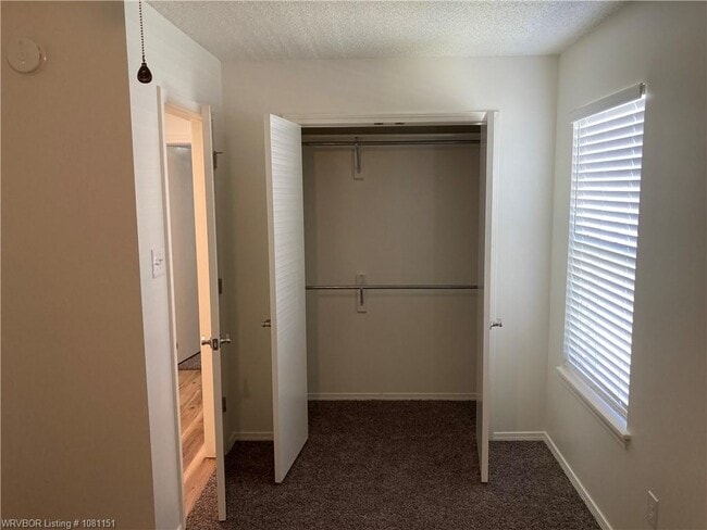 Building Photo - 2020 Palomino Dr