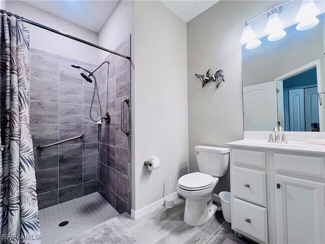 Building Photo - 11973 Bay Oak Dr