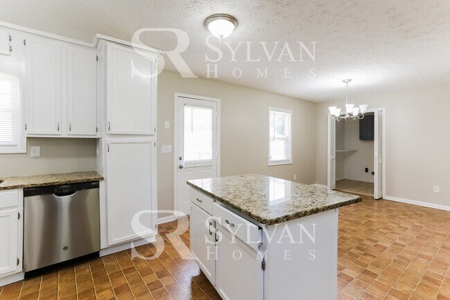 Building Photo - The Lifestyle You Deserve.