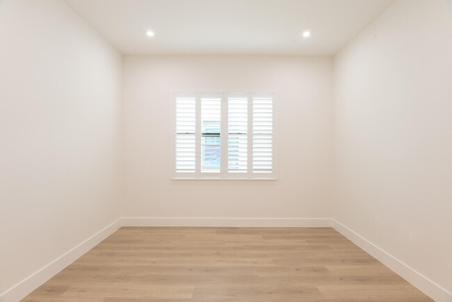 Building Photo - 12705 Solana Bay Cir