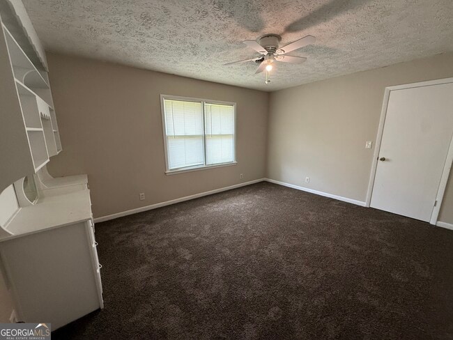 Building Photo - 602 Hillcrest Pkwy