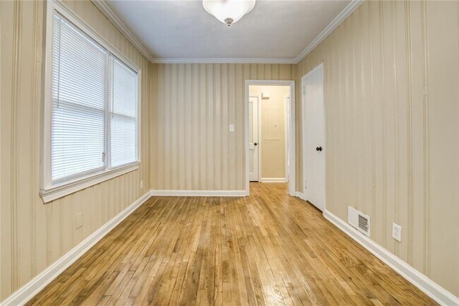 Building Photo - 2987 Belvedere Ln
