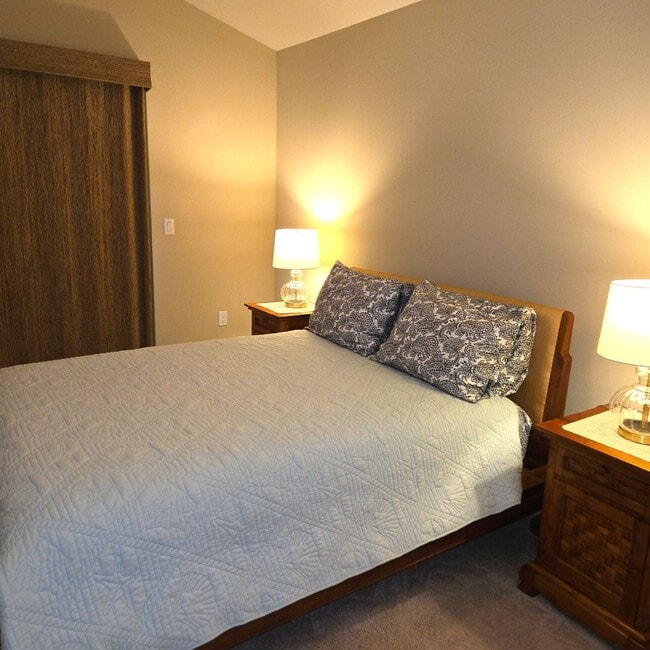 Building Photo - Gorgeous free standing luxury Hokulani Golf Villa fully furnished 3/2.5 for rent