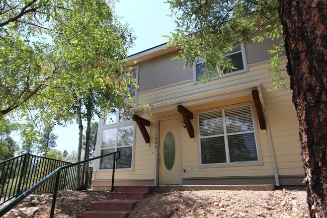 Primary Photo - $500 Off Move-In Special – Spacious 4-Bed ...