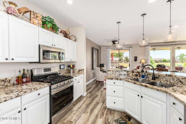 Building Photo - 18121 N Key Estrella Dr