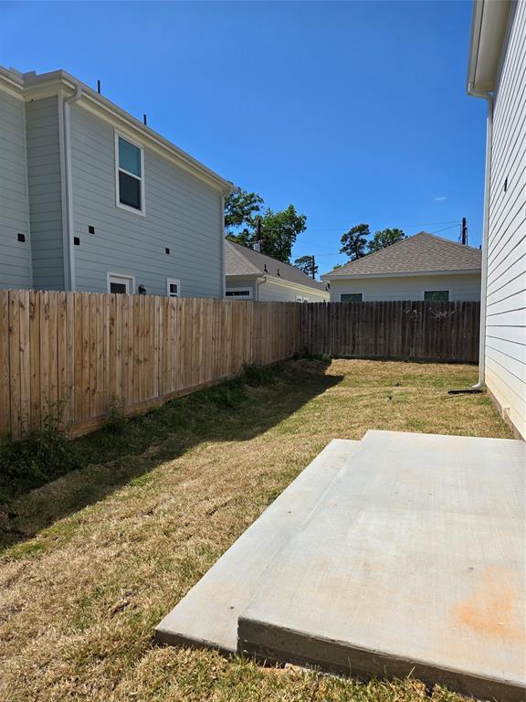 Building Photo - 16710 Timberglen St