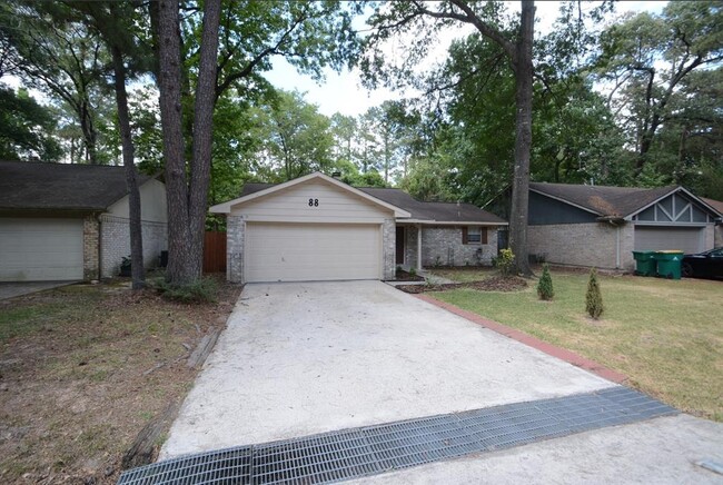 Primary Photo - 88 N Woodstock Cir Dr