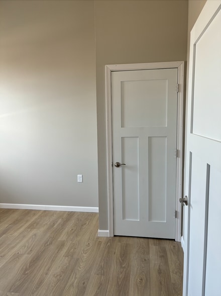 Building Photo - 712 12th St