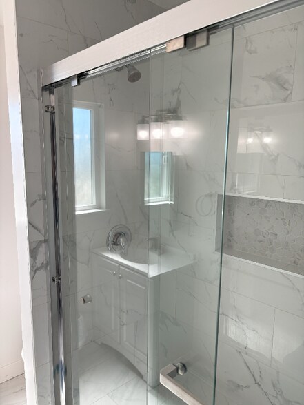 Building Photo - 6418 Garber Ave