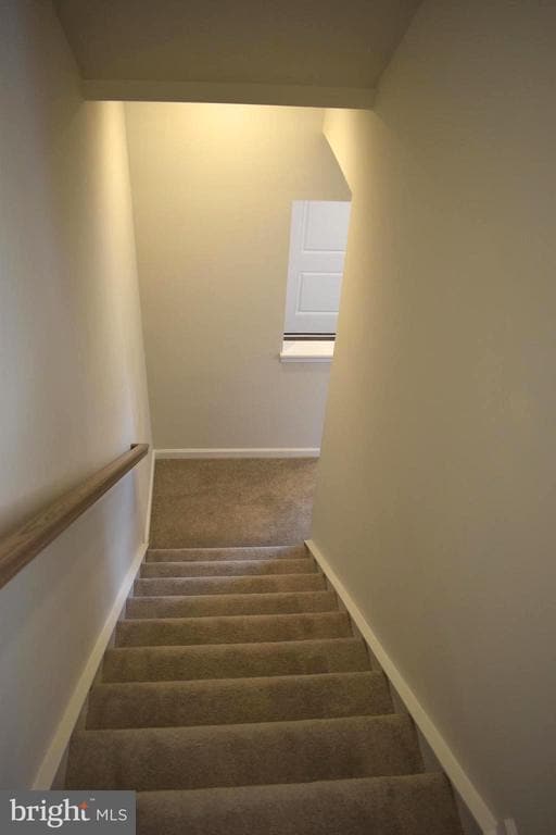 Building Photo - 216 Swan Fld Ave