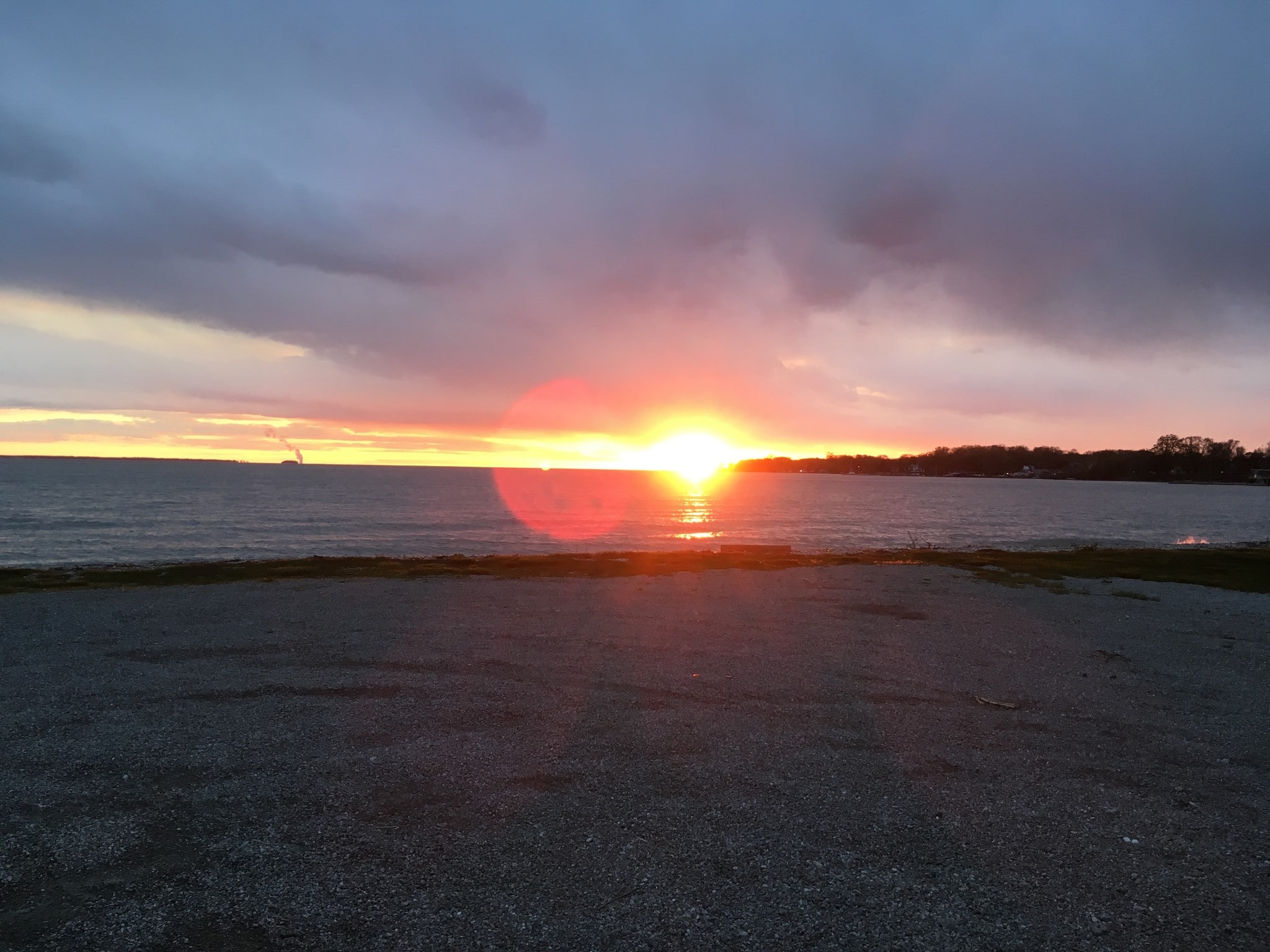 Building Photo - 11850 Edgewater Dr