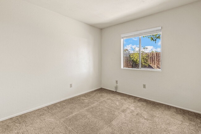 Building Photo - 10420 Greenford Dr