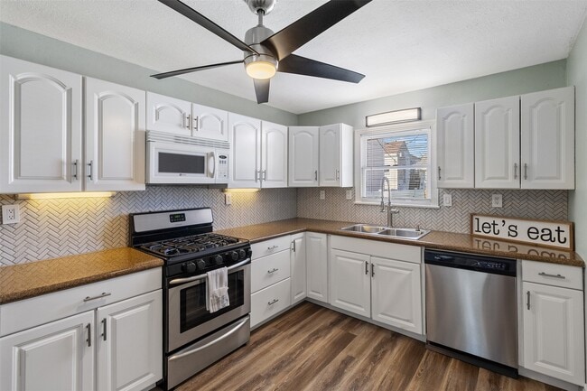 Building Photo - 1422 Market St