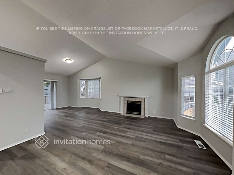 Building Photo - 15639 Canby Dr