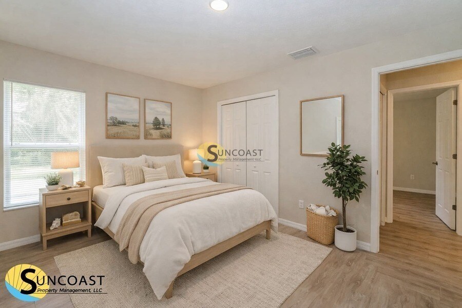 Building Photo - 1631 SW 160th Pl