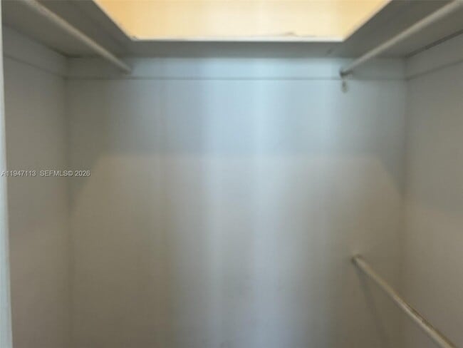 Building Photo - 1000 West Ave