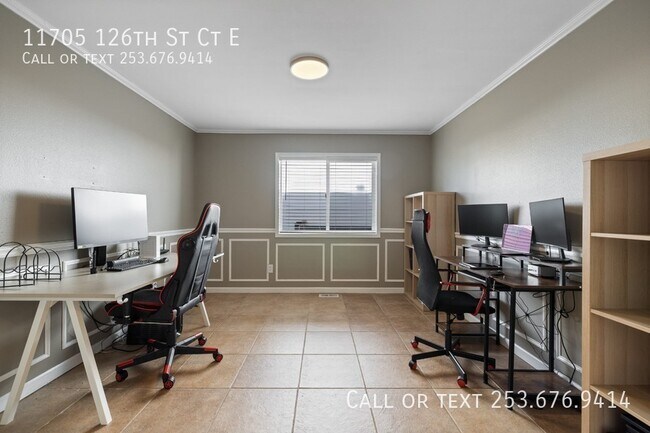 Building Photo - 11705 126th St Ct E