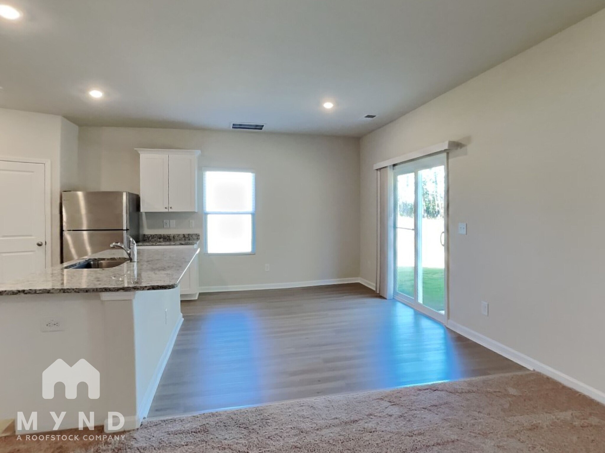 Building Photo - 330 Ivy Bank Dr