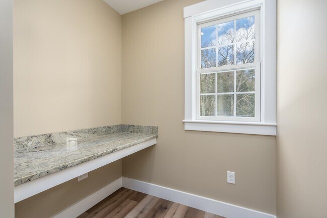 Building Photo - 115 Great Pine Cir