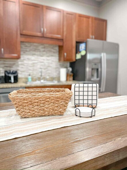 Building Photo - 1 New Bern Station Ct