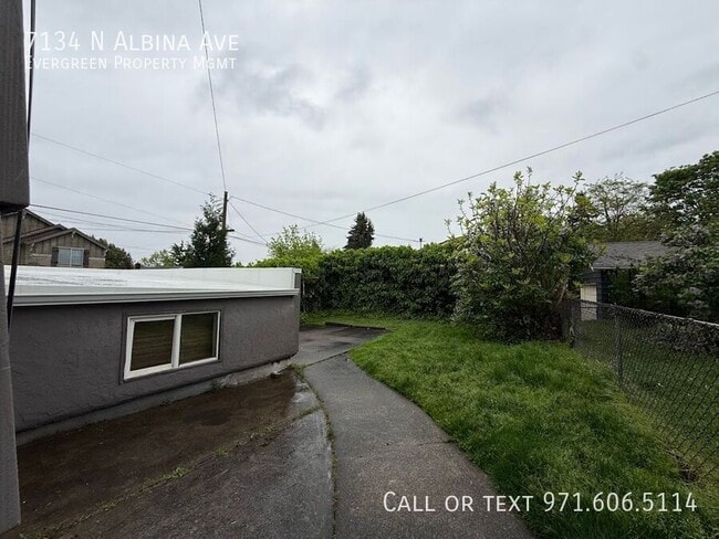 Building Photo - 7134 N Albina Ave