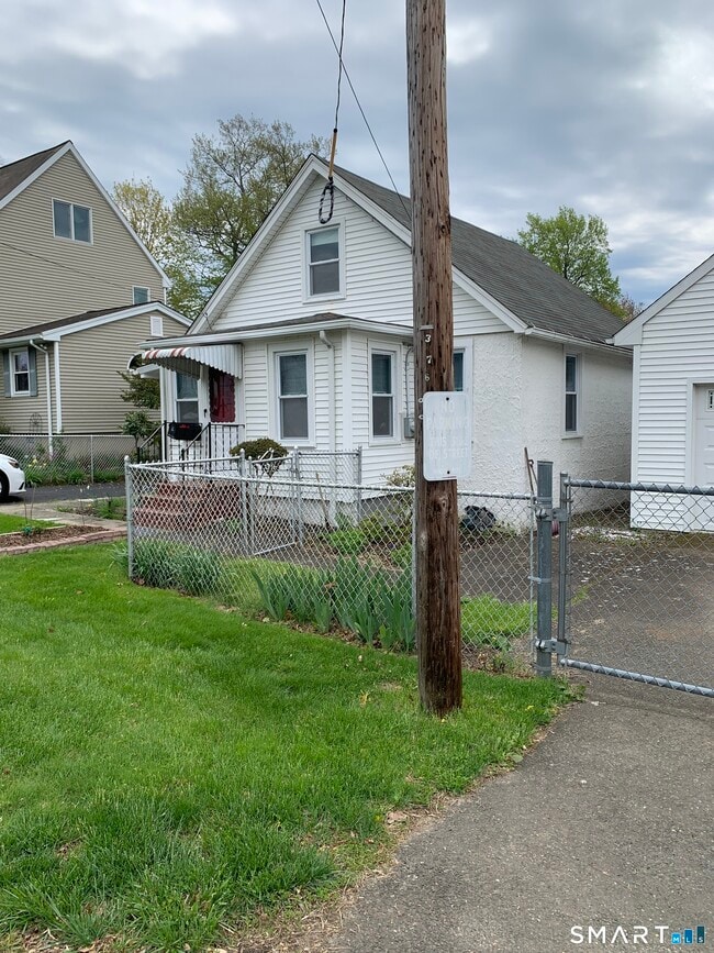 Building Photo - 42 Whalley Ave