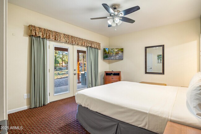 Building Photo - 5829 Buck Springs Rd