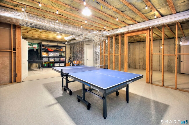 Building Photo - 32 Ridge Rd