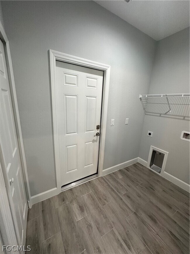 Building Photo - 1301 NW 16th Terrace