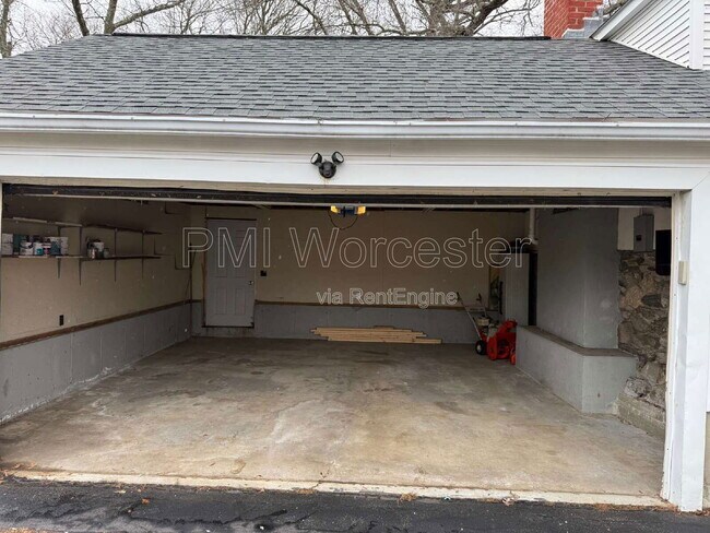 Building Photo - 26 Worthington Ave