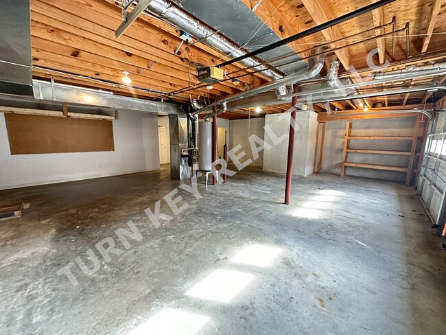 Building Photo - 4 Bed 3 Bath Home for rent in Trussville *...