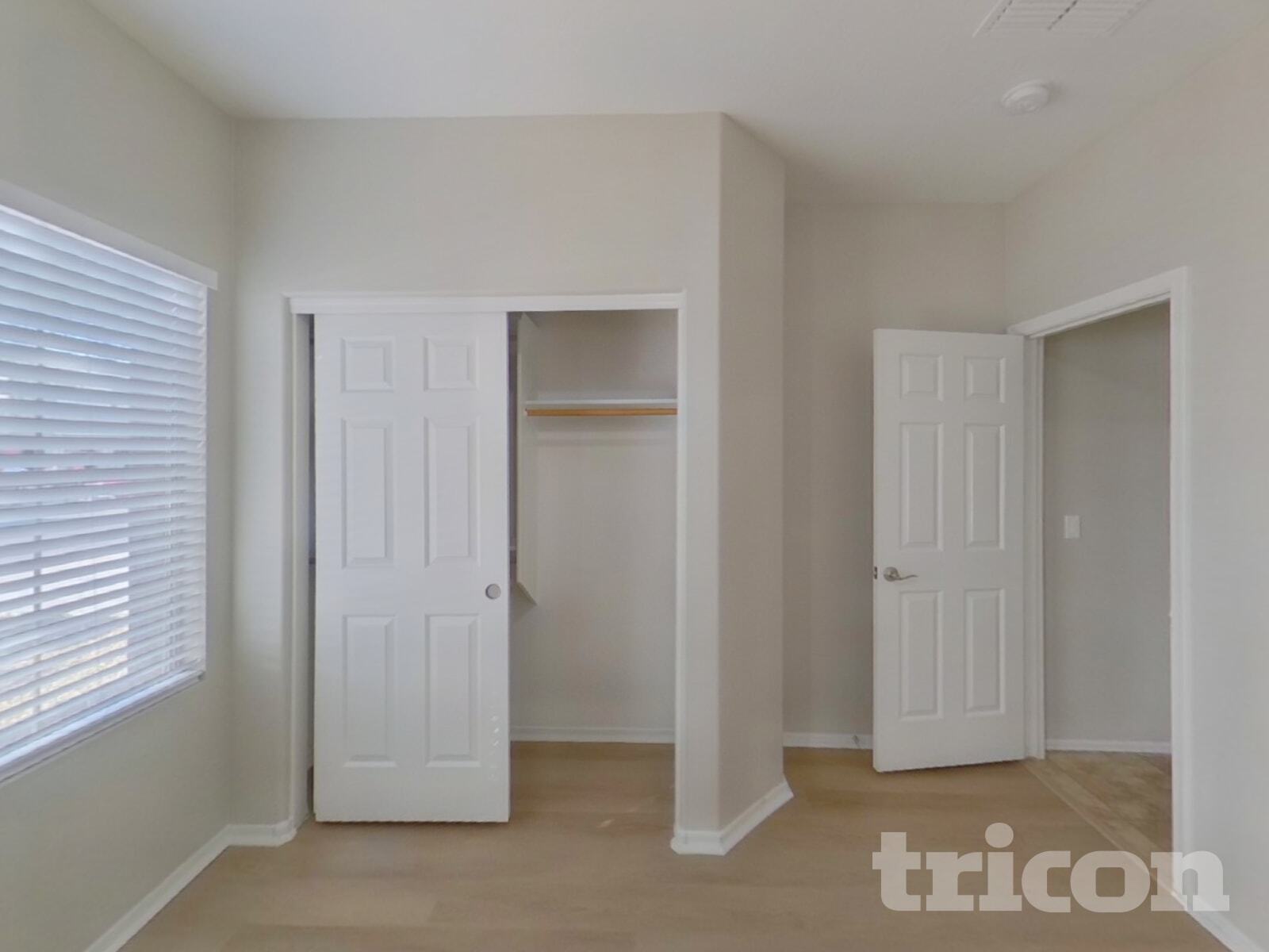 Building Photo - 6934 W Sophie Ln