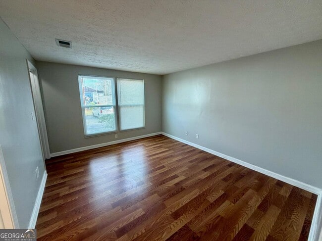 Building Photo - 4267 Parkview Ct