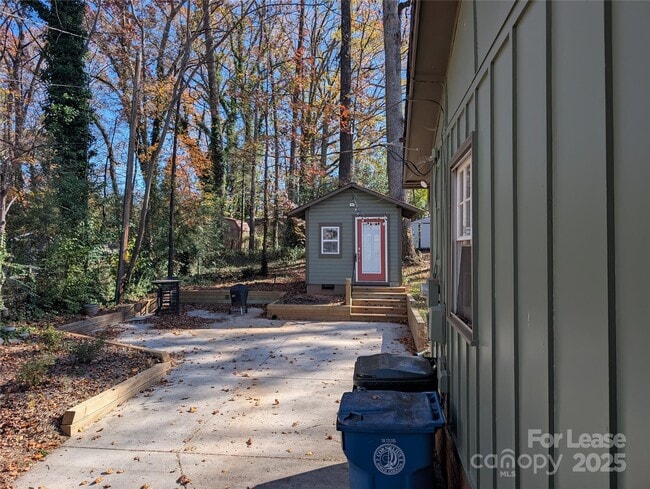 Building Photo - 20114 Washam St