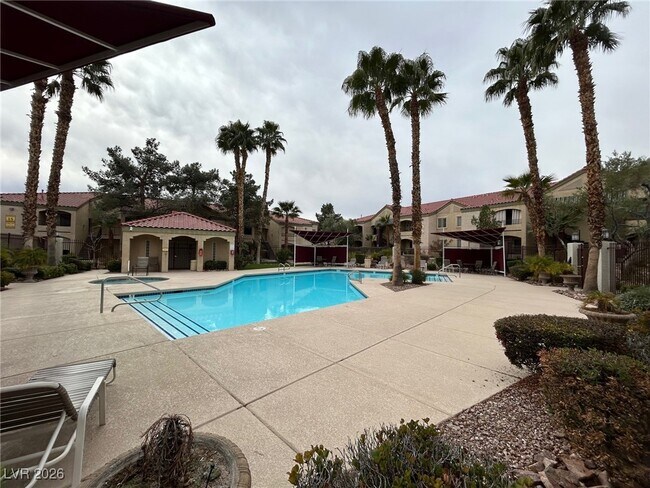 Building Photo - 7885 W Flamingo Rd