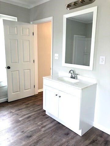 Building Photo - Beautiful House!