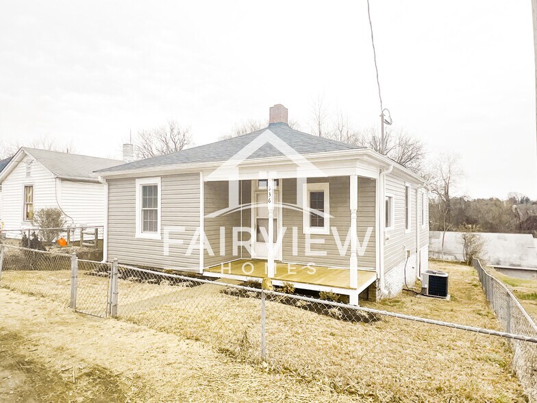 Building Photo - 336 Munford St