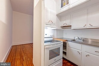 Building Photo - 2908 Q St NW