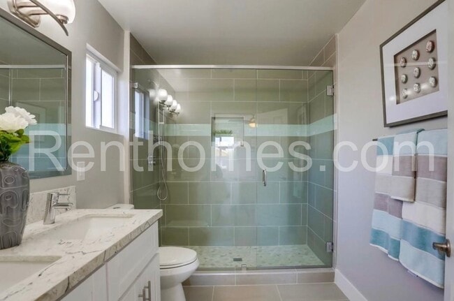 Building Photo - Bay Ho, 3225 Jappa Ave, Rmdled, 15 Solar P...