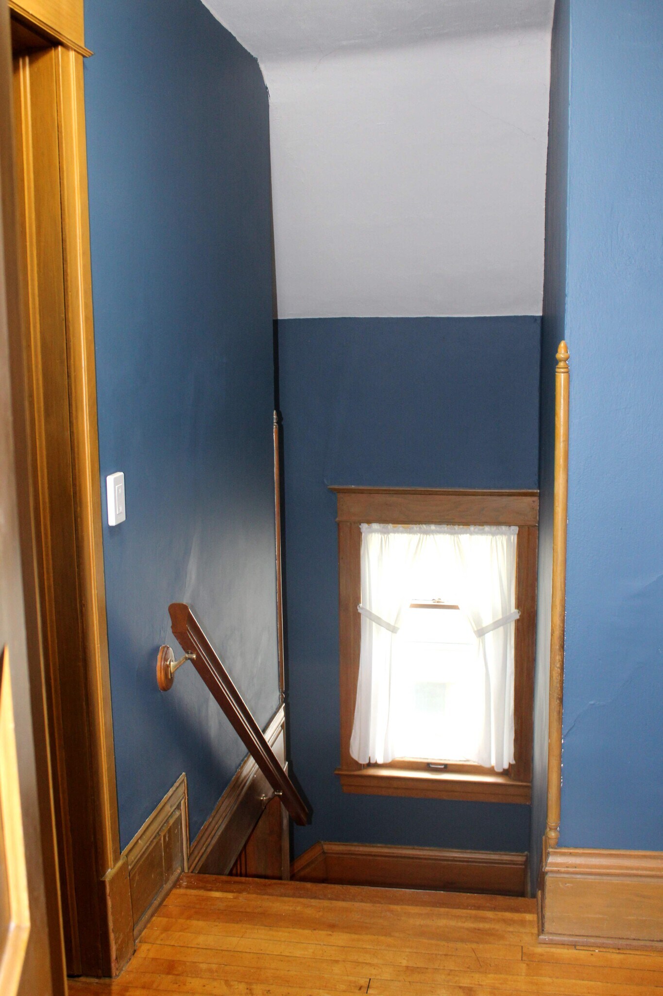 Building Photo - 234 S Highland Ave
