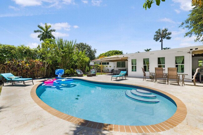 Building Photo - 11121 Griffing Blvd