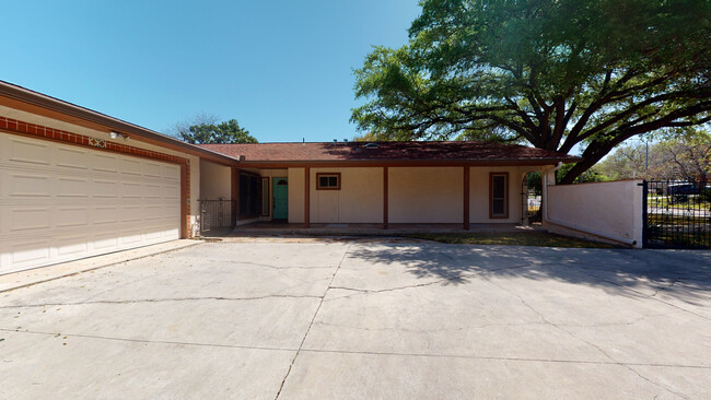 Building Photo - 13519 Beltway St