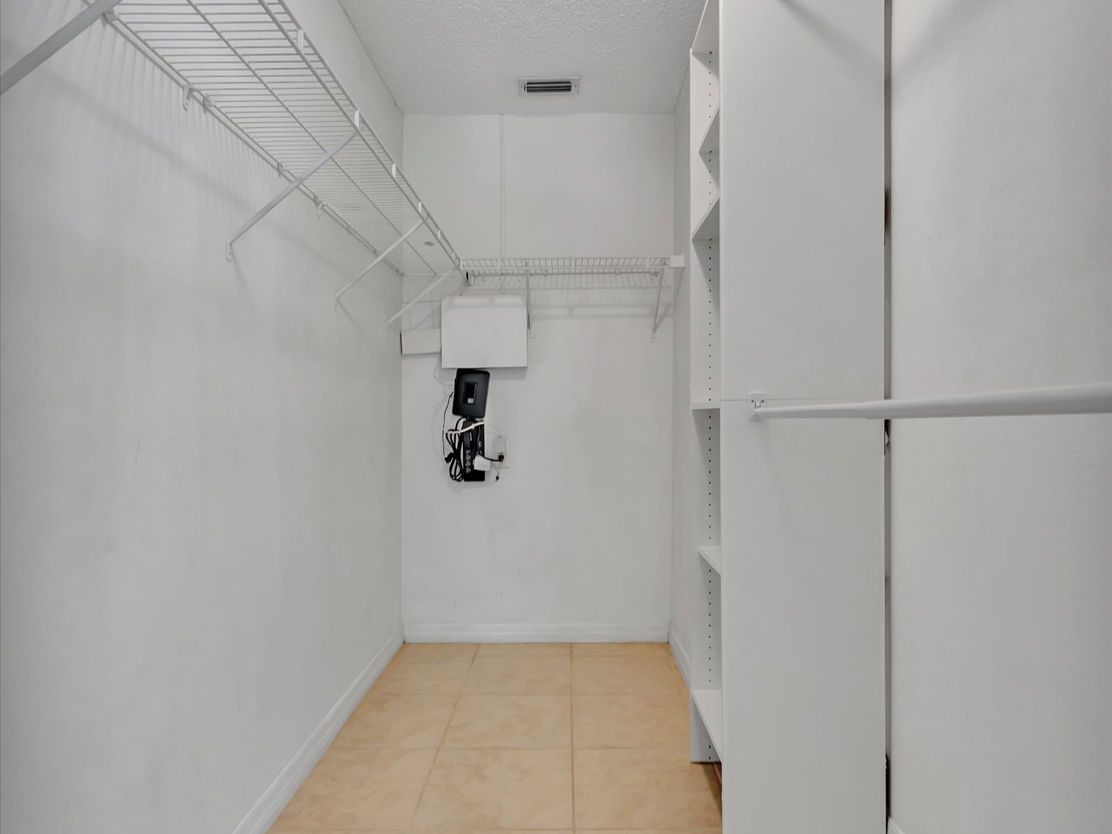 Master closet - 5105 39th St W