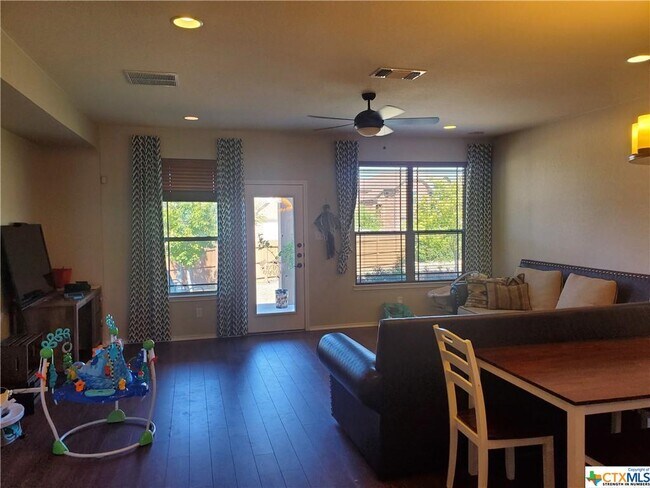 Building Photo - 2081 Turkey Creek