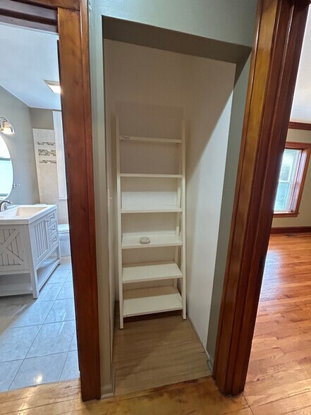 Building Photo - 3227 N Albany Ave