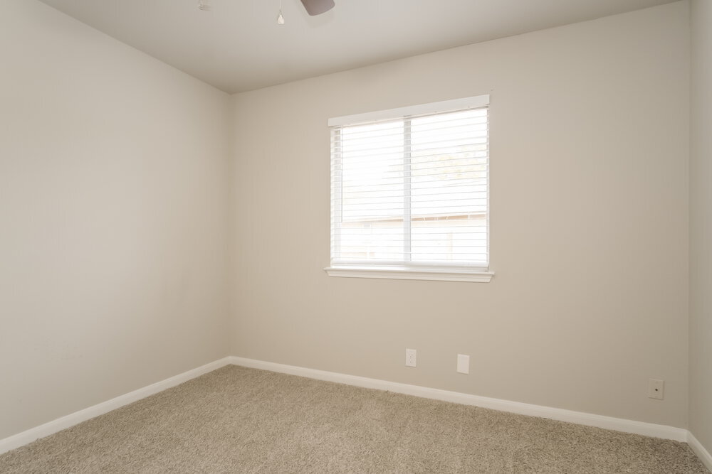 Building Photo - 407 Clarks Way