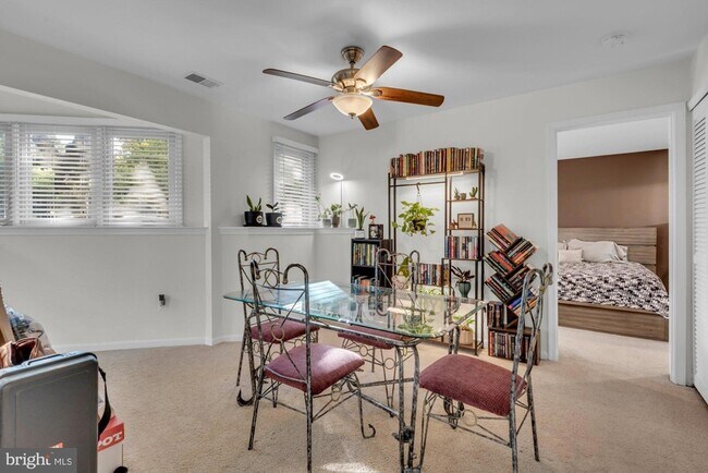 Building Photo - 5006 Dorsey Hall Dr