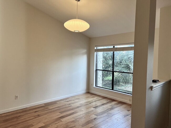 Building Photo - 2905 Goldbridge Dr