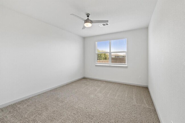 Building Photo - 7713 Jacobean WY